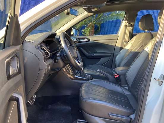 VOLKSWAGEN-T-CROSS-1.4 250 TSI TOTAL FLEX HIGHLINE AUTOMÁTICO VOLKSWAGEN-T-CROSS-2024