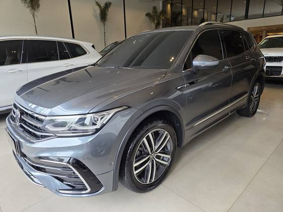 VOLKSWAGEN TIGUAN 2.0 300 TSI GASOLINA ALLSPACE R-LINE AUTOMÁTICO