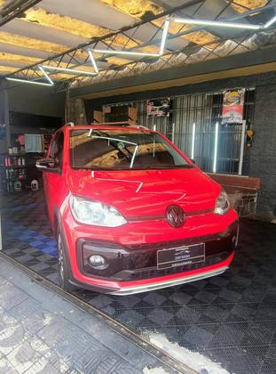 VOLKSWAGEN CROSS UP 1.0 TSI 12V FLEX 4P MANUAL