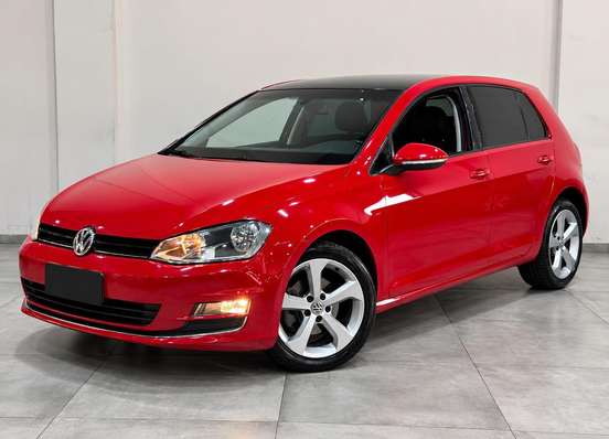 VOLKSWAGEN-GOLF-2014