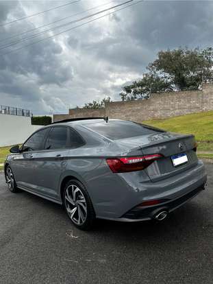 VOLKSWAGEN-JETTA-2023