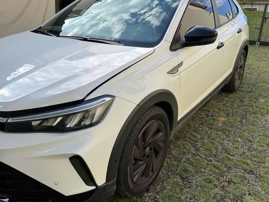 VOLKSWAGEN-NIVUS-1.0 200 TSI TOTAL FLEX HIGHLINE AUTOMÁTICO VOLKSWAGEN-NIVUS-2025