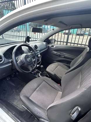 VOLKSWAGEN-SAVEIRO-2014