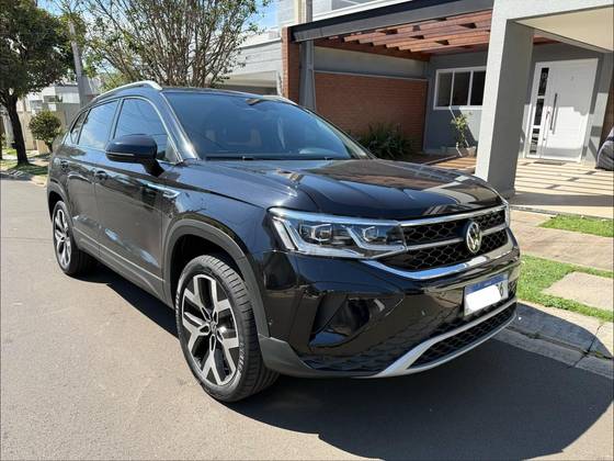 VOLKSWAGEN TAOS 1.4 250 TSI TOTAL FLEX HIGHLINE AUTOMÁTICO