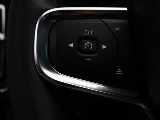 VOLVO-C40-P6 RECHARGE ELECTRIC PLUS VOLVO-C40-2023