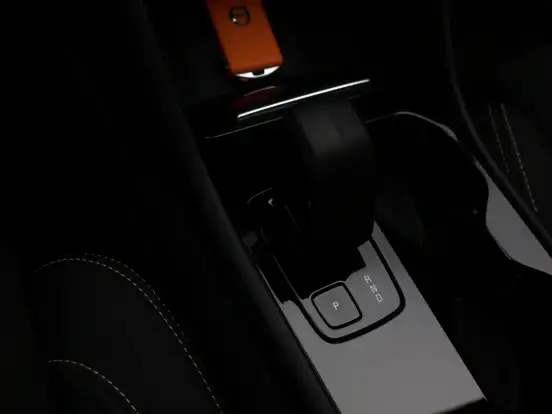 VOLVO-C40-P6 RECHARGE ELECTRIC PLUS VOLVO-C40-2023