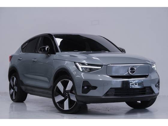 VOLVO C40 P8 RECHARGE TWIN ELECTRIC ULTIMATE AWD