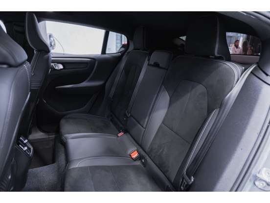VOLVO-C40-P8 RECHARGE TWIN ELECTRIC ULTIMATE AWD VOLVO-C40-2023