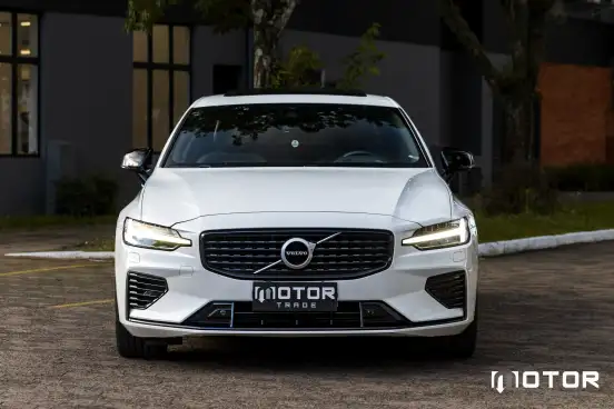 VOLVO-S60-2019
