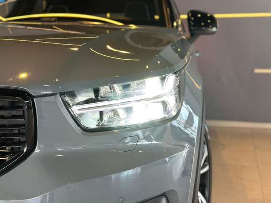 VOLVO-XC40-1.5 T5 RECHARGE R-DESIGN GEARTRONIC VOLVO-XC40-2020