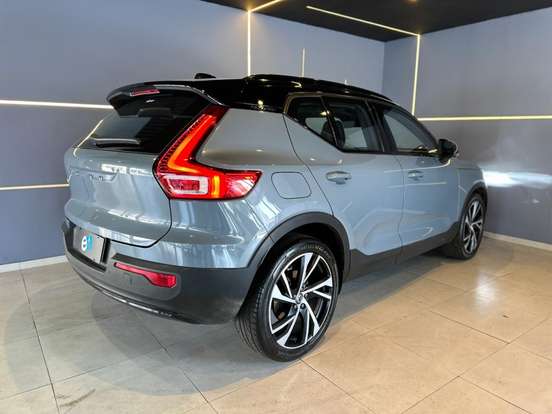 VOLVO-XC40-1.5 T5 RECHARGE R-DESIGN GEARTRONIC VOLVO-XC40-2020