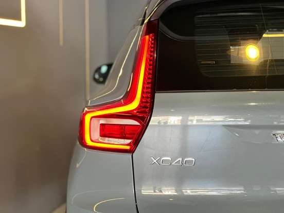 VOLVO-XC40-1.5 T5 RECHARGE R-DESIGN GEARTRONIC VOLVO-XC40-2020