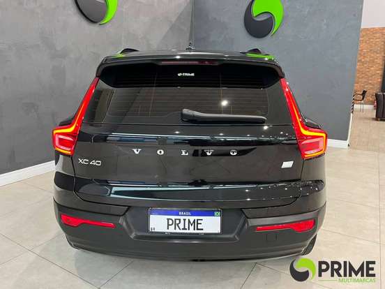 VOLVO-XC40-1.5 T5 RECHARGE R-DESIGN GEARTRONIC VOLVO-XC40-2021