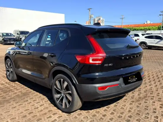 VOLVO-XC40-P8 RECHARGE ELECTRIC BEV PURE AWD VOLVO-XC40-2022