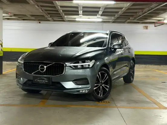 VOLVO-XC60-2017