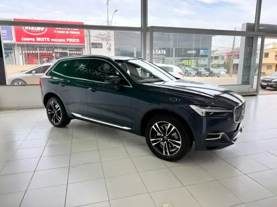 VOLVO-XC60-2.0 T8 HYBRID MOMENTUM AWD GEARTRONIC VOLVO-XC60-2021