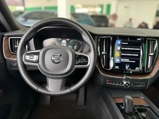 VOLVO-XC60-2.0 T8 HYBRID MOMENTUM AWD GEARTRONIC VOLVO-XC60-2021