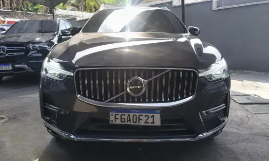 VOLVO-XC60-2023