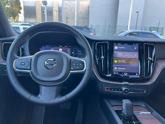 VOLVO-XC60-2.0 T8 HYBRID INSCRIPTION AWD GEARTRONIC VOLVO-XC60-2022