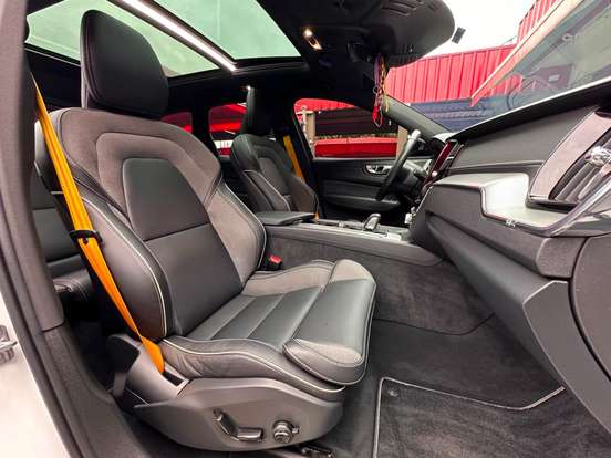 VOLVO-XC60-2.0 T8 HYBRID POLESTAR ENGINEERED AWD GEARTRONIC VOLVO-XC60-2021