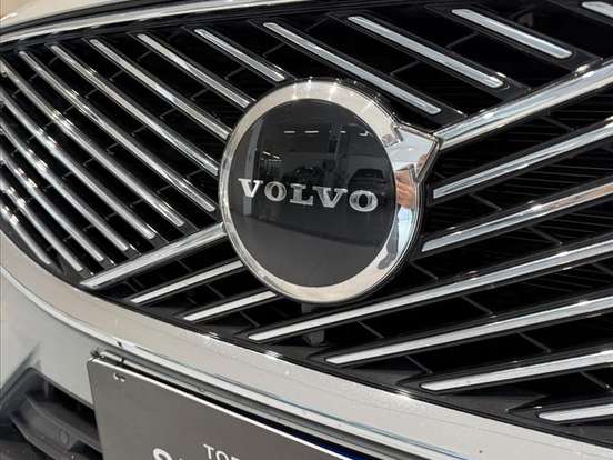 VOLVO-XC60-2.0 T8 PHEV PLUS AWD GEARTRONIC VOLVO-XC60-2025