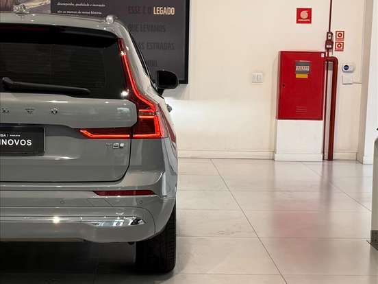 VOLVO-XC60-2.0 T8 PHEV PLUS AWD GEARTRONIC VOLVO-XC60-2025