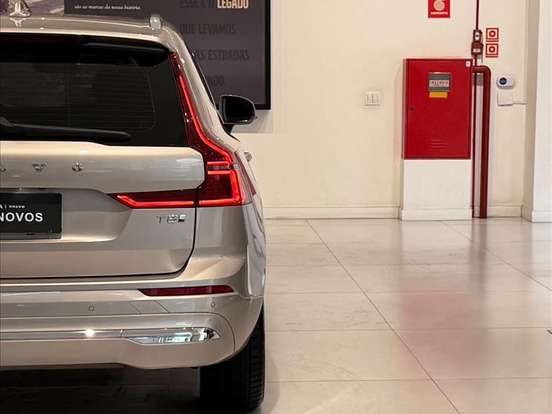 VOLVO-XC60-2.0 T8 PHEV PLUS AWD GEARTRONIC VOLVO-XC60-2025
