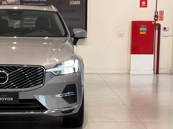 VOLVO-XC60-2.0 T8 PHEV PLUS AWD GEARTRONIC VOLVO-XC60-2025