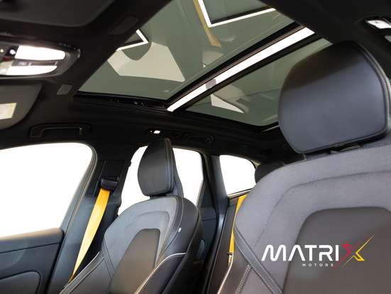 VOLVO-XC60-2023