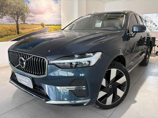 VOLVO-XC60-2024