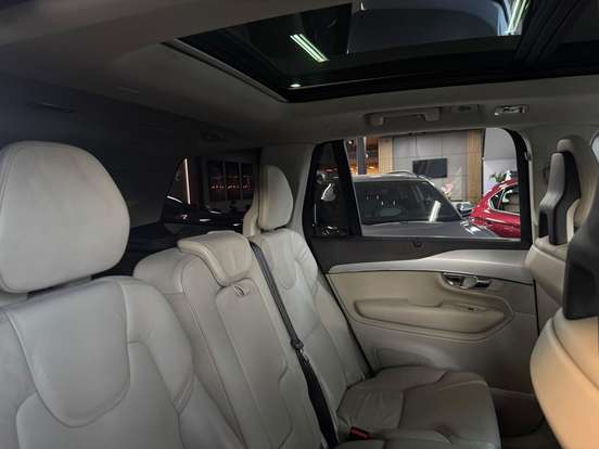 VOLVO-XC90-2.0 MOMENTUM TURBO GASOLINA 4P 4X4 AUTOMÁTICO VOLVO-XC90-2015