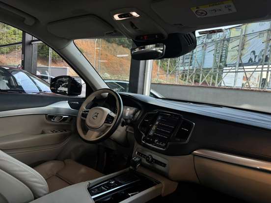 VOLVO-XC90-2.0 MOMENTUM TURBO GASOLINA 4P 4X4 AUTOMÁTICO VOLVO-XC90-2015
