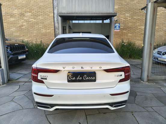 VOLVO-S60-2.0 T8 R-DESIGN HÍBRIDO 4P AUTOMÁTICO VOLVO-S60-2019