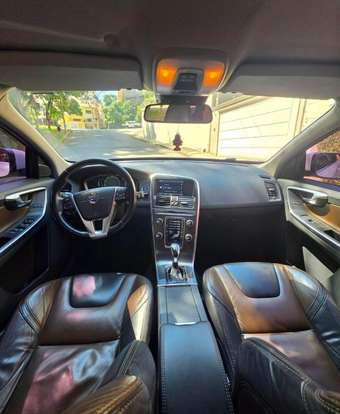 VOLVO-XC60-2013