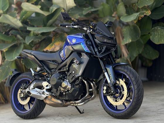 YAMAHA MT-09 