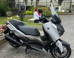 YAMAHA XMAX 250 CONNECTED ABS YAMAHA XMAX 250 CONNECTED ABS