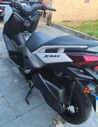 YAMAHA-XMAX 250 CONNECTED ABS-2025