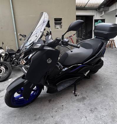 YAMAHA XMAX 300 CONNECTED ABS 