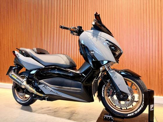 YAMAHA XMAX ABS 