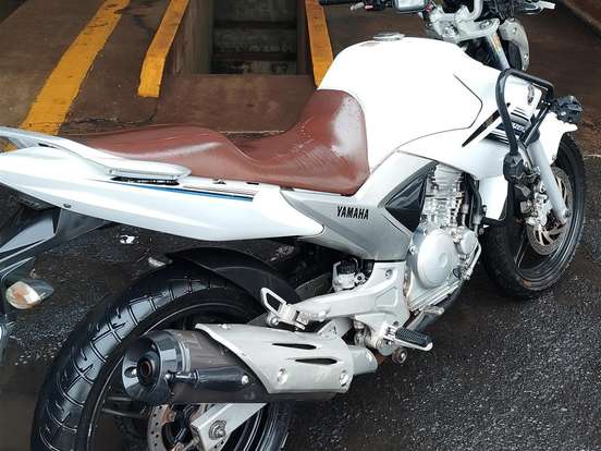 YAMAHA-YS 250 FAZER YAMAHA-YS 250 FAZER-2015