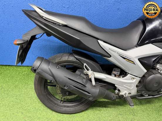 YAMAHA-YS 250 FAZER-2011