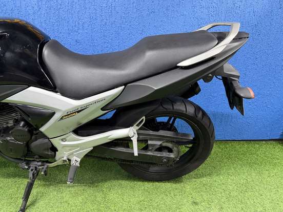 YAMAHA-YS 250 FAZER-2011