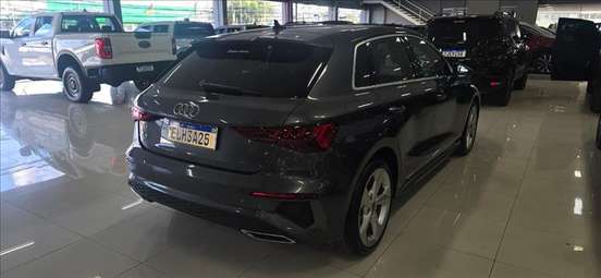 AUDI-A3-2023