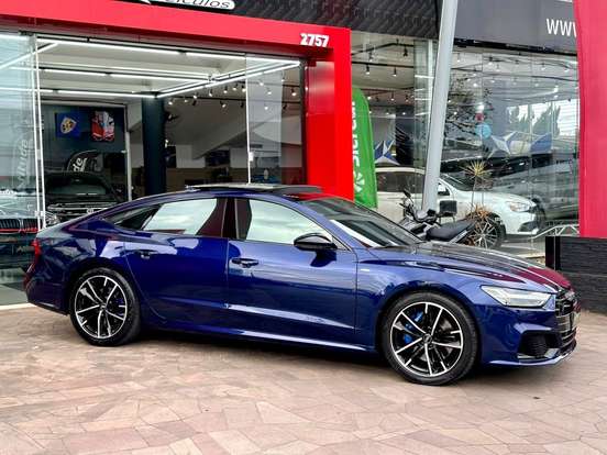 AUDI-A7-3.0 55 TFSI GASOLINA PERFORMANCE BLACK QUATTRO 4P S-TRONIC AUDI-A7-2020