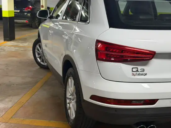 AUDI-Q3-2018