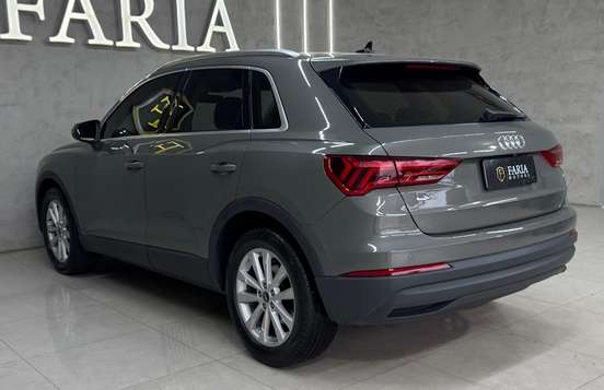 AUDI-Q3-2020