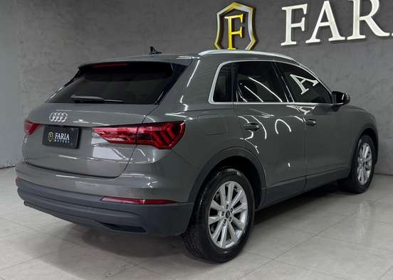 AUDI-Q3-2020
