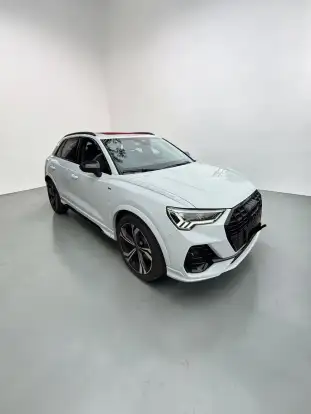 AUDI-Q3-2024