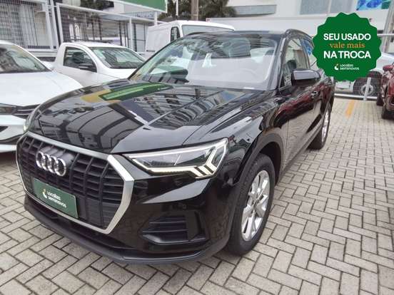 AUDI-Q3-2024