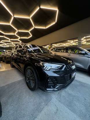 AUDI-Q3-2022